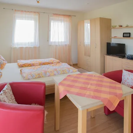 Appartement Gaestehaus Federseeflair